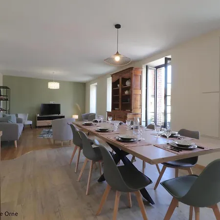 Maison Familiale Au Coeur Du Village Avec Jardin Clos Et Terrasse - Fr-1-497-252 Tatil Evi