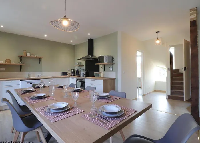 Maison Familiale Au Coeur Du Village Avec Jardin Clos Et Terrasse - Fr-1-497-252 Ferienhaus